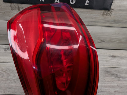 17-20 OEM BMW F90 G30 530 540 M550 M5 Rear Left Driver Side Outer Tail Light