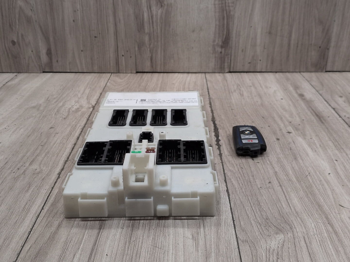 OEM BMW F30 F32 F33 F36 F80 F82 F83 Body Control Junction Box Module FEM + Key