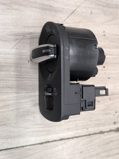 2015-2018 Audi Q3 8U Headlamp Switch 8X1941531AD