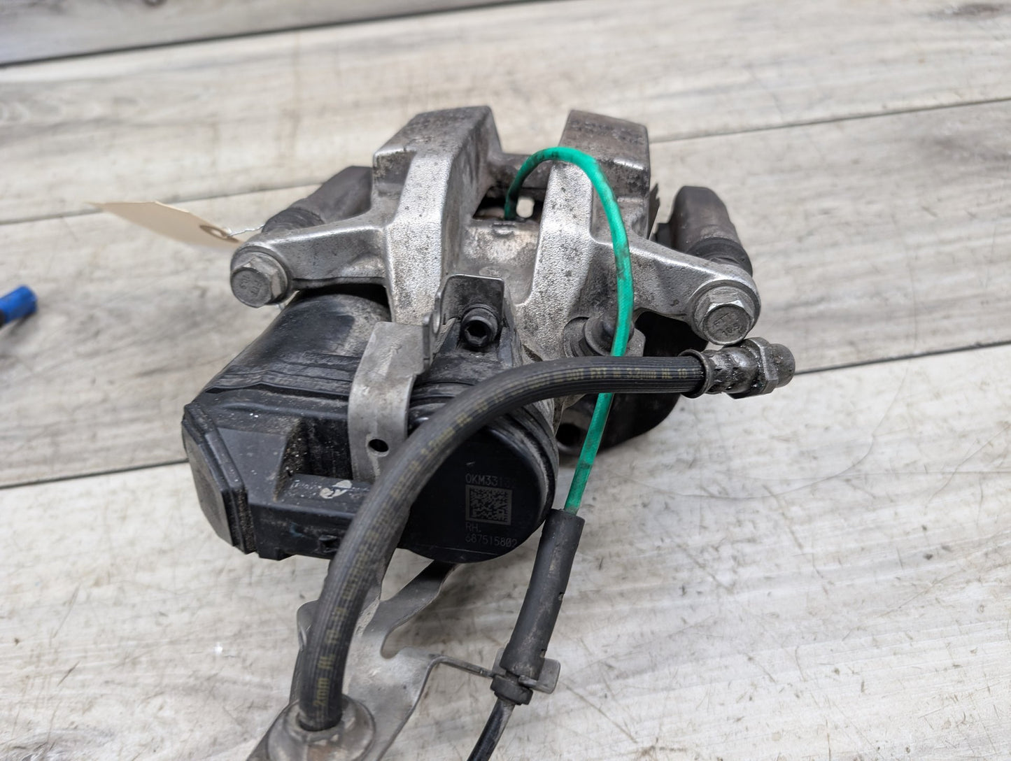 OEM BMW G20 G22 G23 G26 G42 330 M340 430 440 REAR Right Passenger Brake Caliper