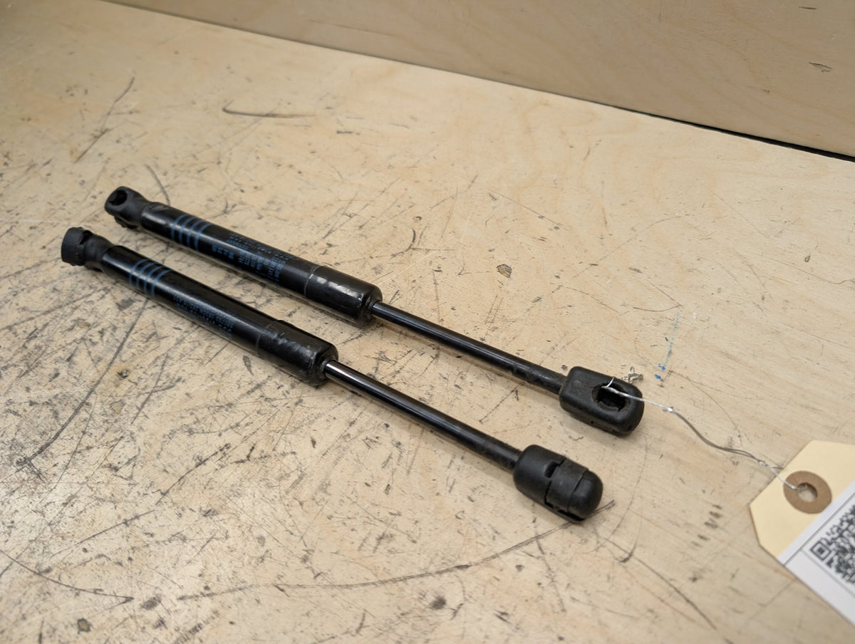 2016-2019 BMW 740i G12 Hood Bonnet Gas Strut Shock Supports SET 7347402 OEM