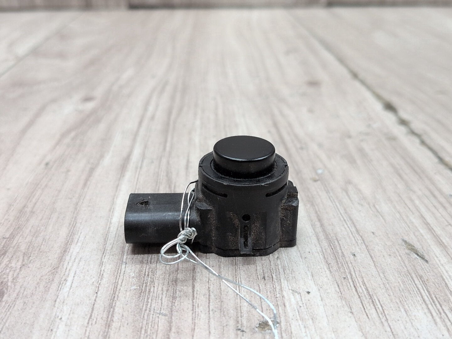 OEM BMW F44 G05 G12 G20 G22 G23 G26 G80 PDC Parking Distance Sonic Sensor Black