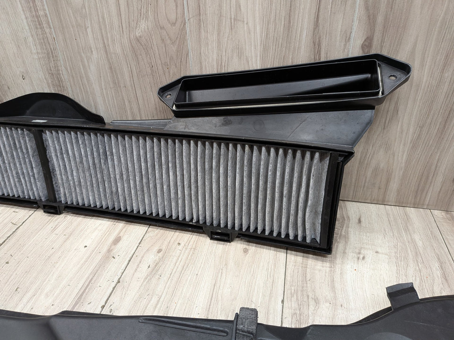 06-13 OEM BMW E90 E92 E93 328 335 Cabin Air Filter Cowl Housing Lower Upper SET