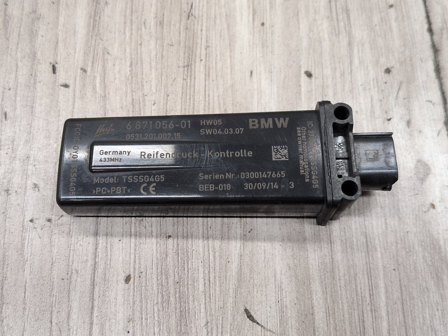 2012-2018 BMW M6 F06 RDC TPMS Tire Pressure Monitoring System Module 6871056