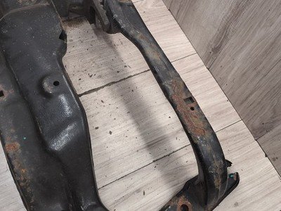 OEM BMW E70 F15 F16 F85 F86 X5 X6 Transmission Crossmember Support Mount Bracket