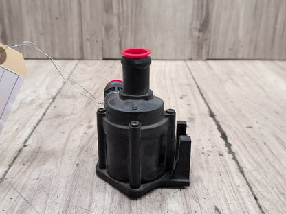 2008 - 2017 Audi S5 8T Engine Motor Cooling Auxiliary Water Pump 8K0819147A