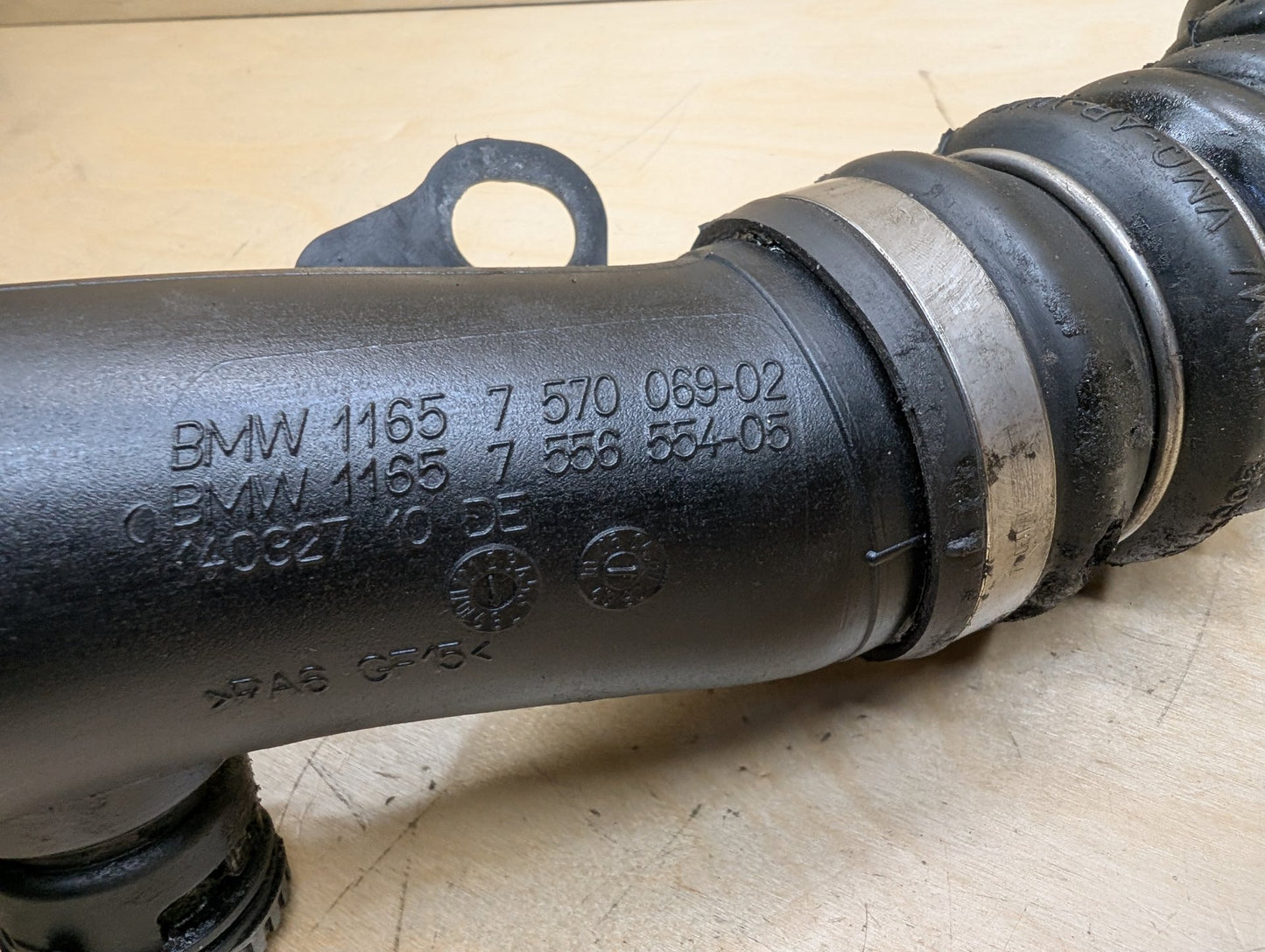 2007-2013 BMW E93 335i N54B30A Engine Motor Turbo Charger Tube Pipe 7556554