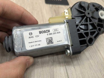 19-25 OEM BMW G29 Z4 30 M40 Convertible Top Drive Motor