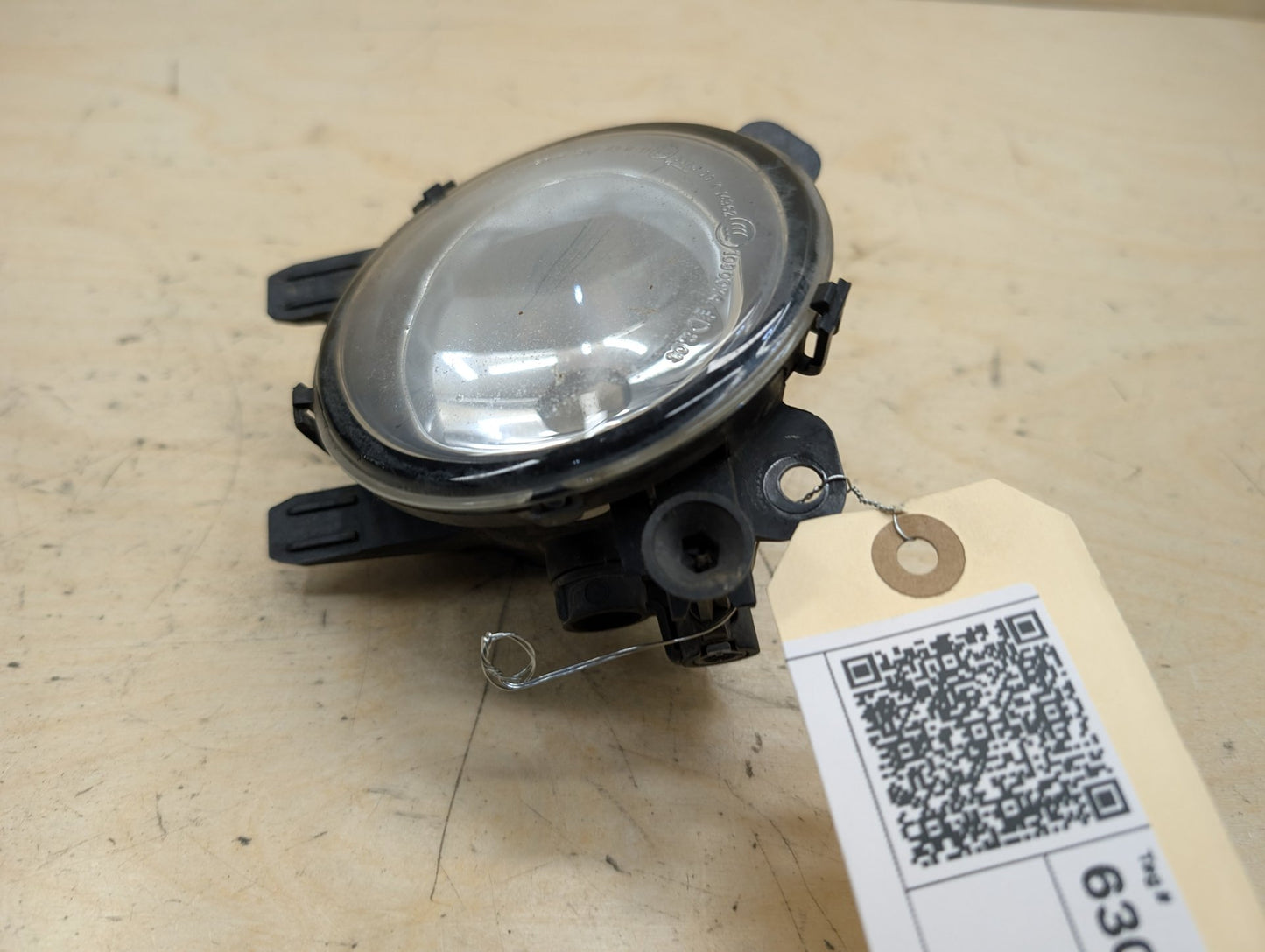 2012-2018 BMW 328i F30 Front Right Passenger Bumper Fog Lamp Light 7248912
