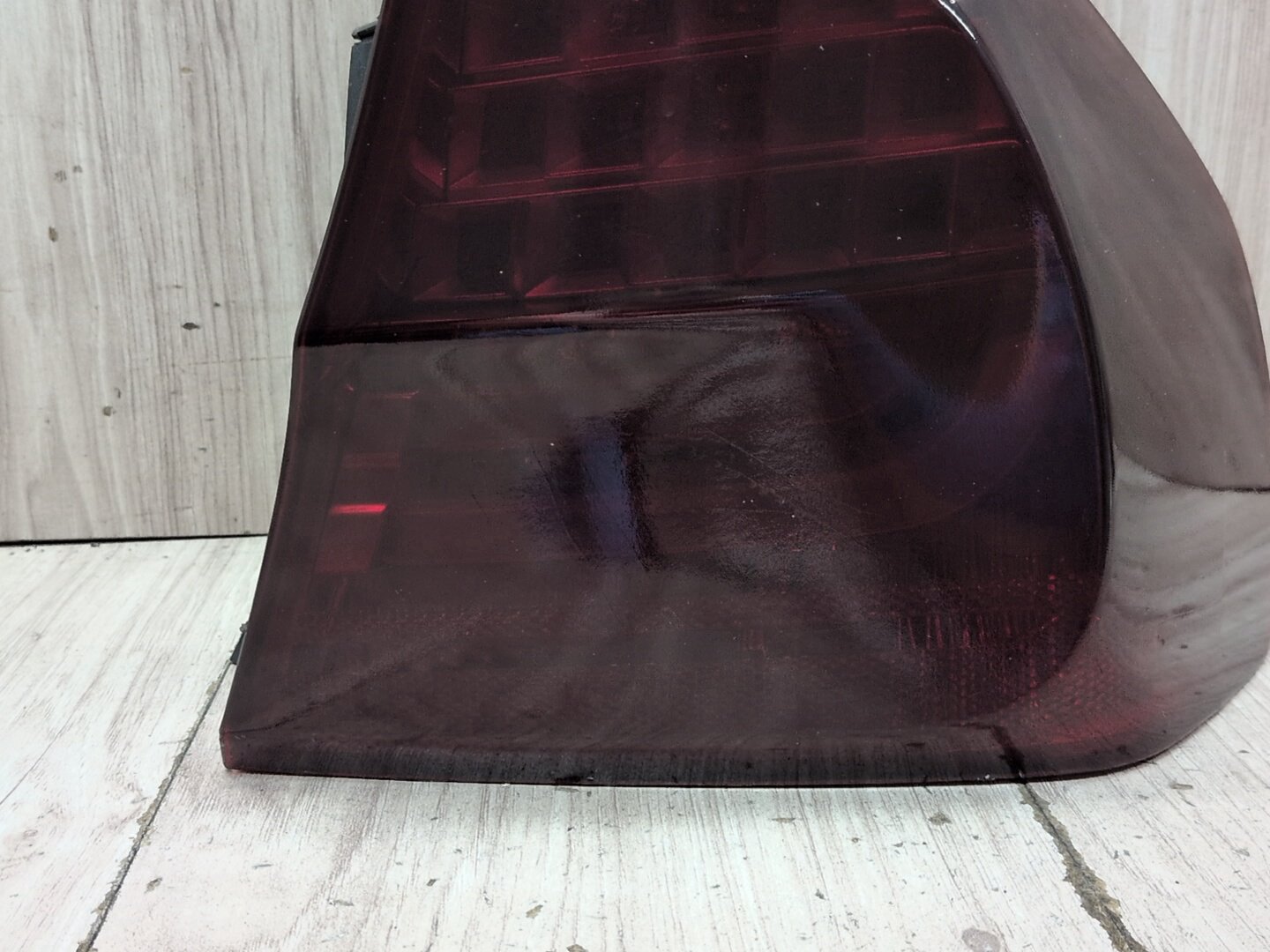 09-11 OEM BMW E90 328 335 M3 LCI Rear Right Passenger Side Outer Tail Light