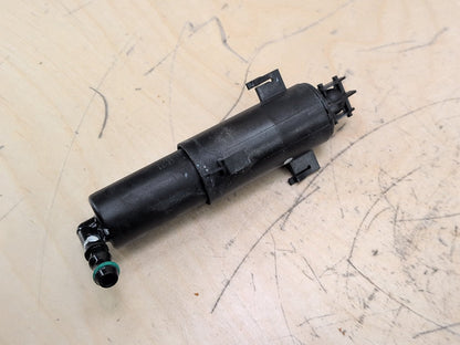 OEM BMW E90 E92 E93 328 335 Front Left Right Headlight Washer Spray Nozzle Jet