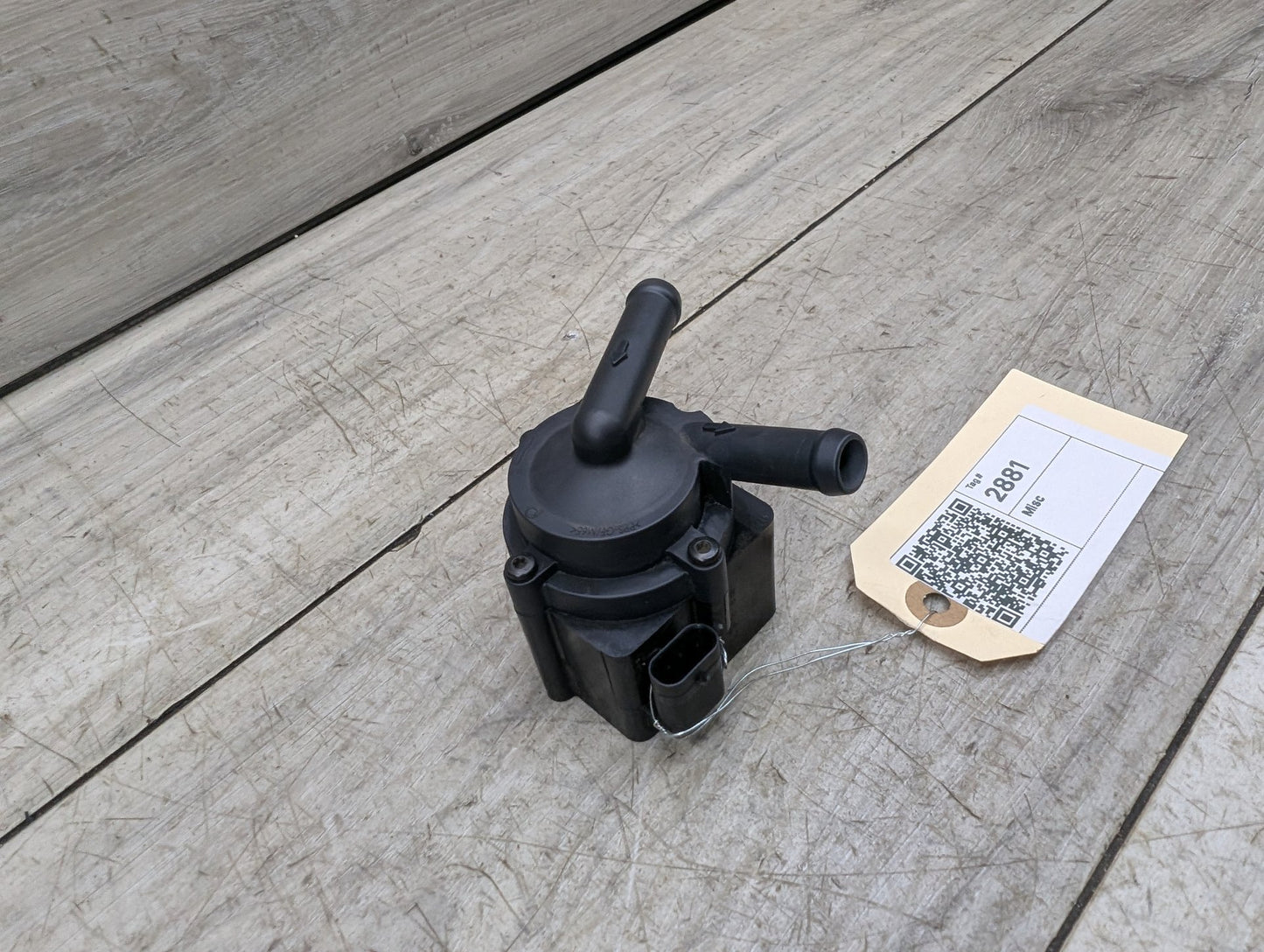 2014 - 2018 BMW X5 F15 Engine Motor Cooling Auxiliary Water Pump 7629917 N63B44O1