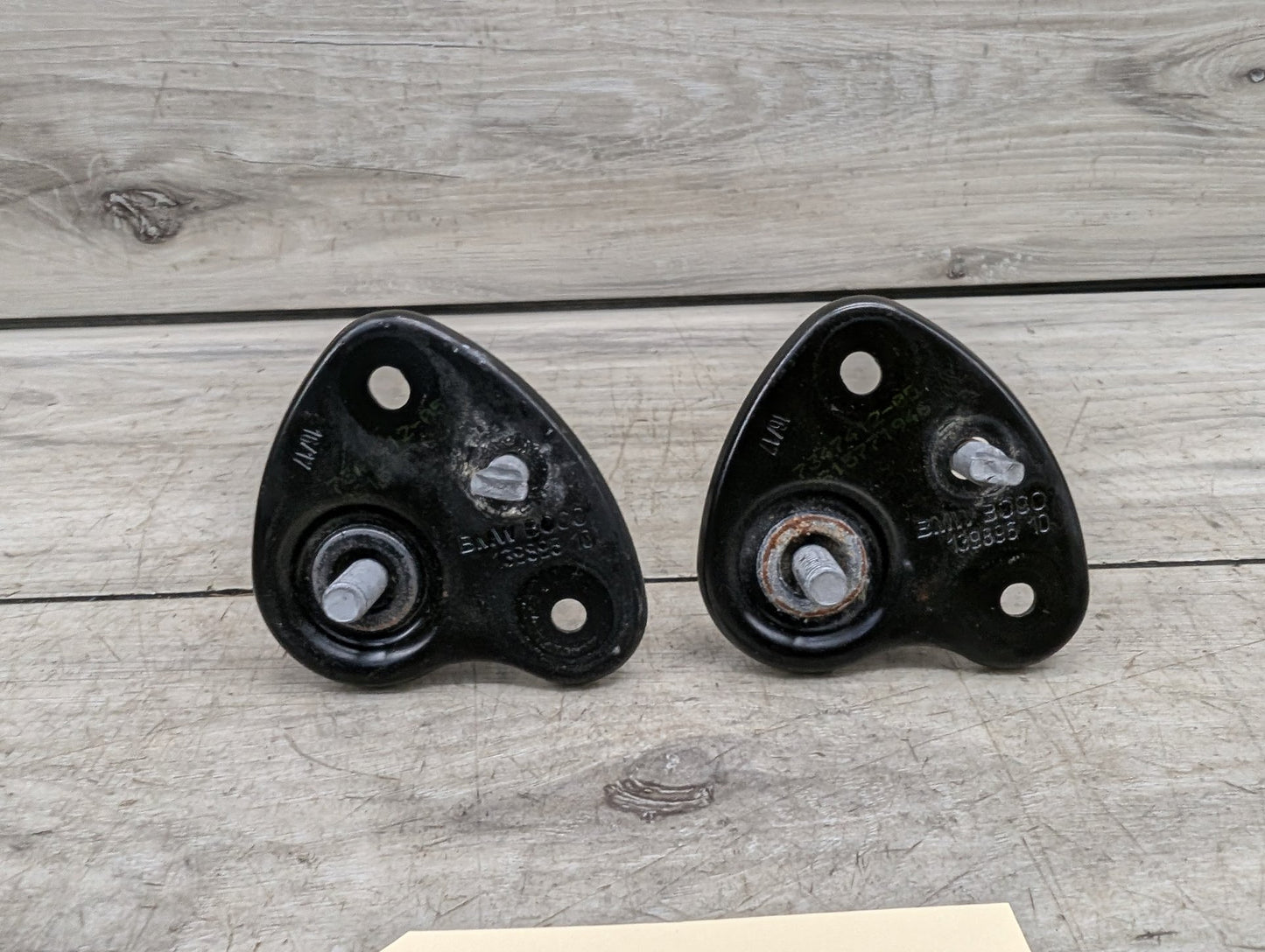 OEM BMW F90 F97 G01 G05 G06 G07 G12* G30 X3 X5 Hood Safety Latch Hook Pair SET