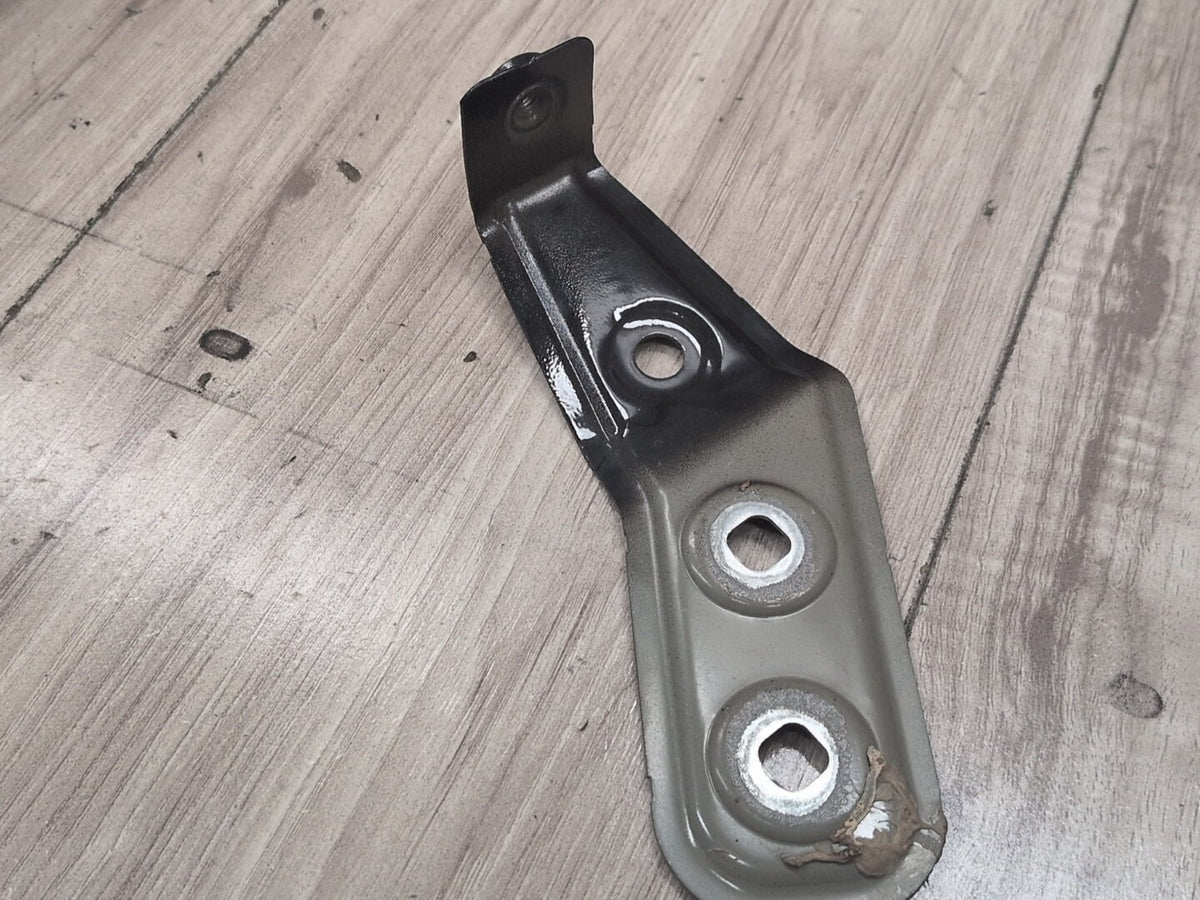19-25 OEM BMW G20 330 M340 Front Left Driver Side Fender Holder Bracket SET