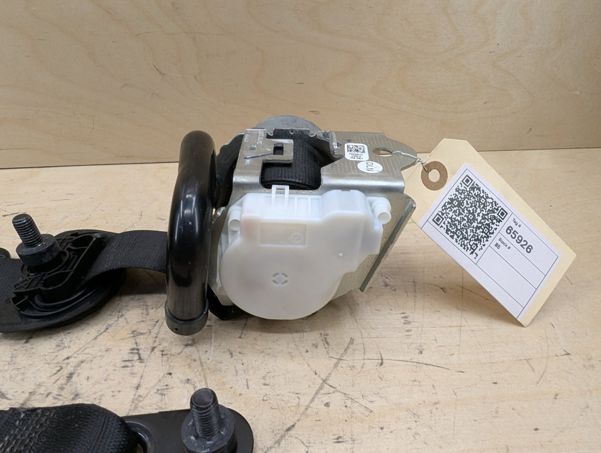 19-25 OEM BMW F95 G05 X5 X5M REAR Left Driver 2nd Row Seat Belt Retractor