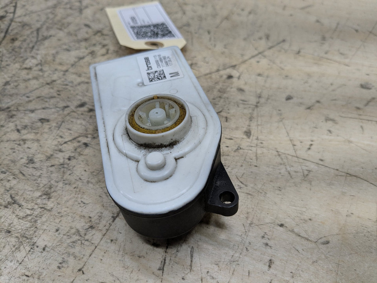 2018-2023 BMW M550i G30 Front Bumper Air Flap Shutter Motor Actuator 9854640