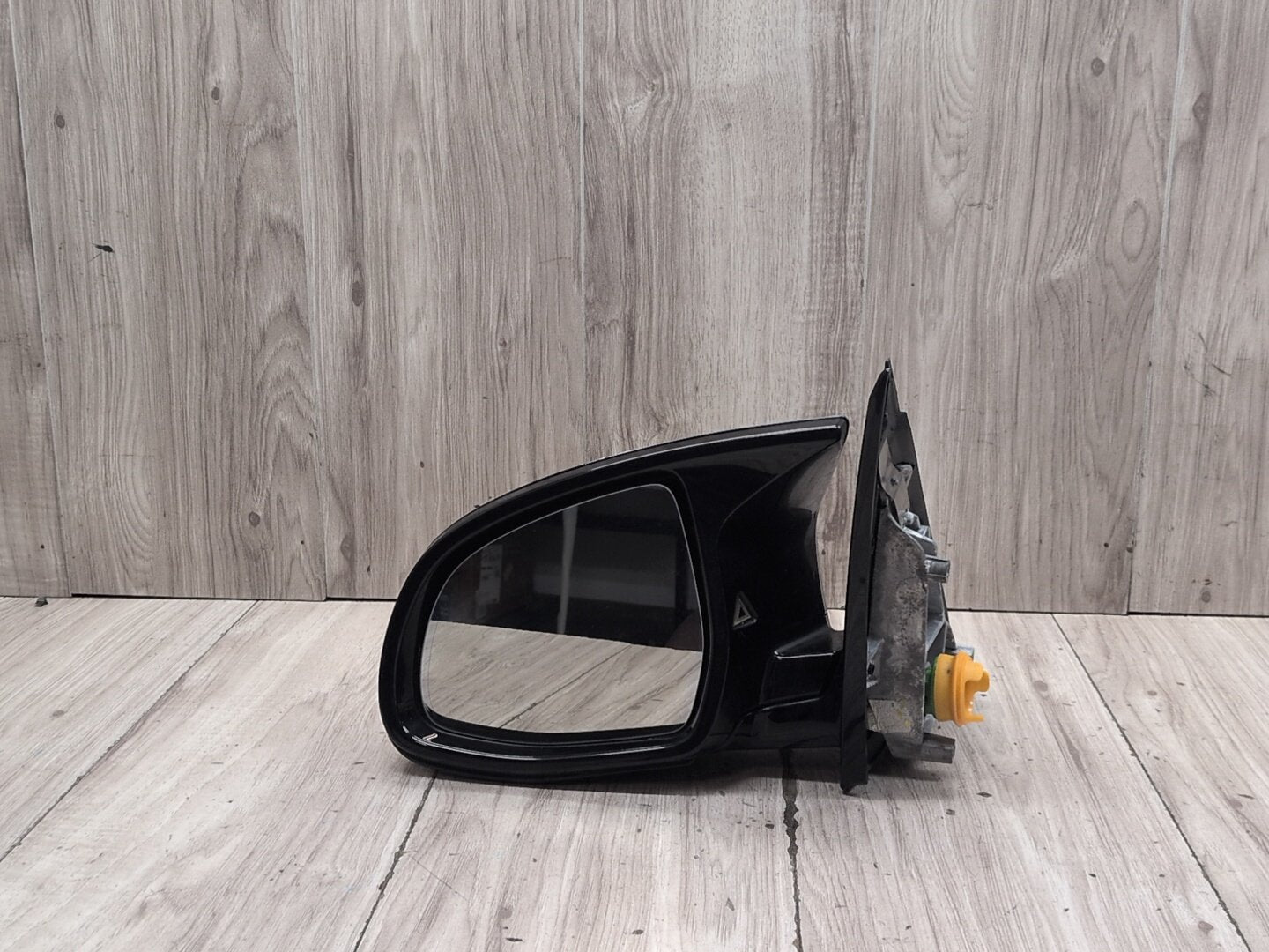2015-2018 BMW X5 F85 Front Left Driver Side Mirror Assembly 8061703