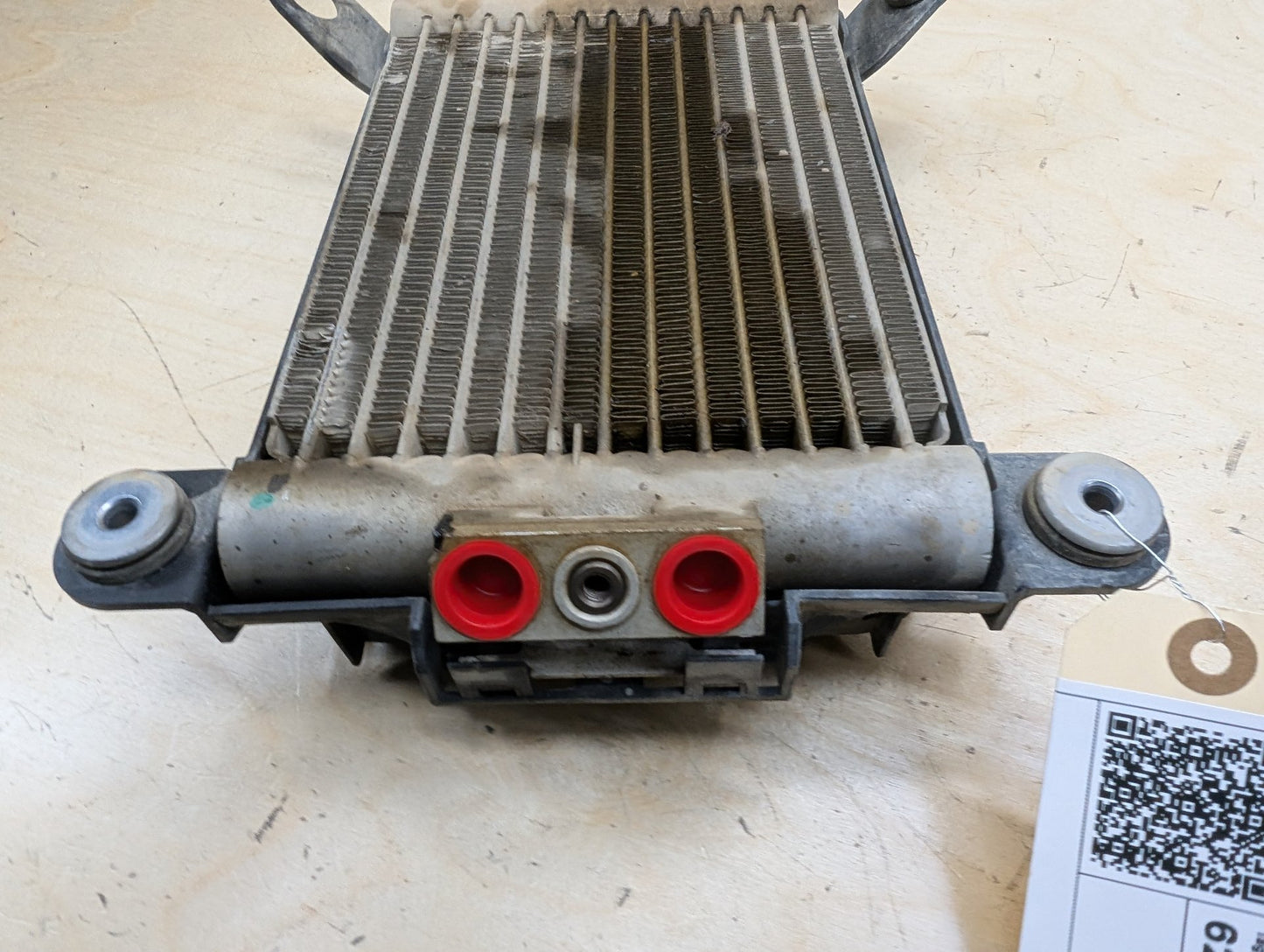 OEM BMW F22 F23 F30 F32 F33 F36 335 440 Engine Oil Auxiliary Secondary Radiator