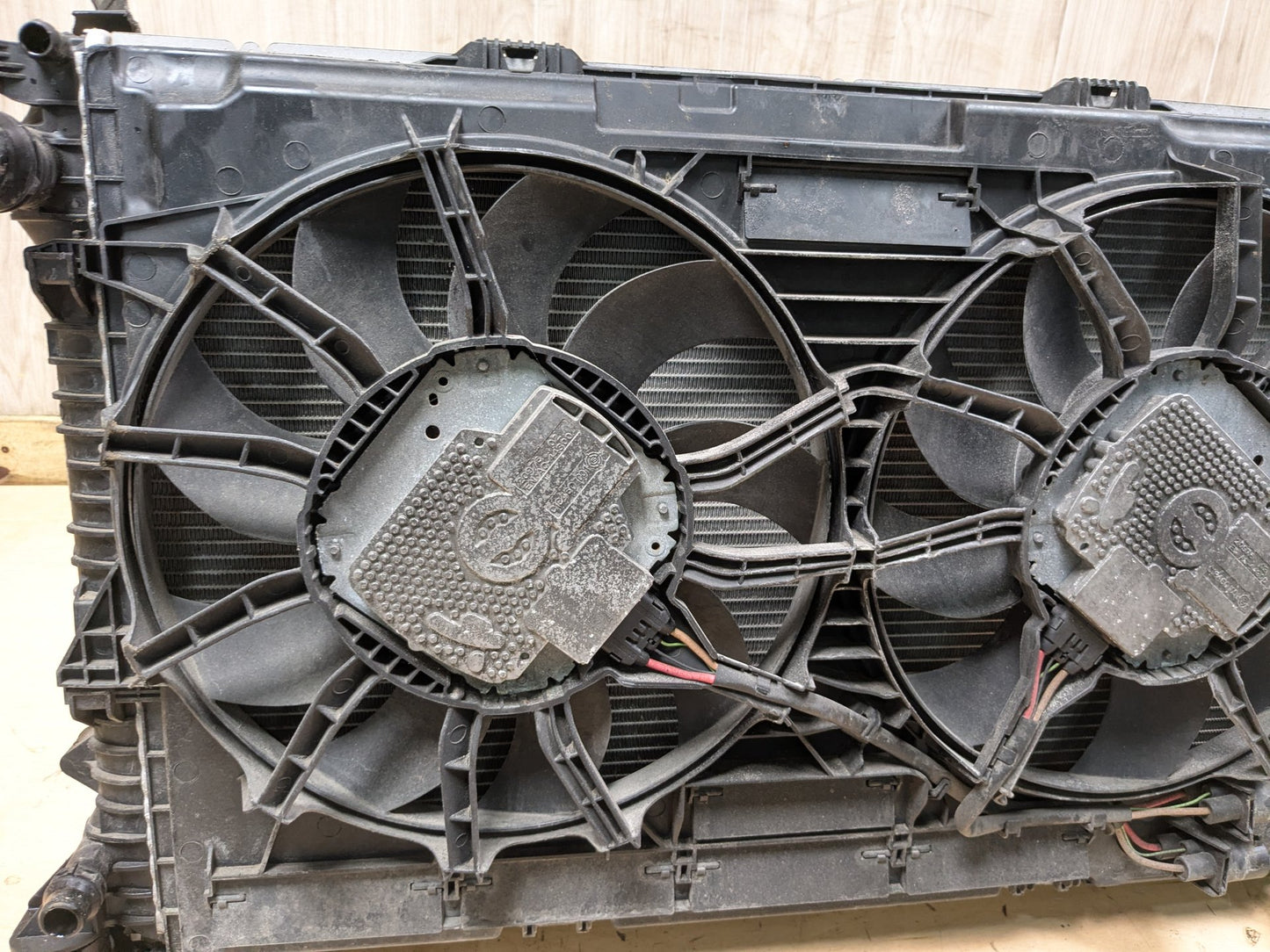 2016 Audi S5 8T Radiator Cooling Condenser Fan Shroud Assembly SET 8T0260401G CTUB