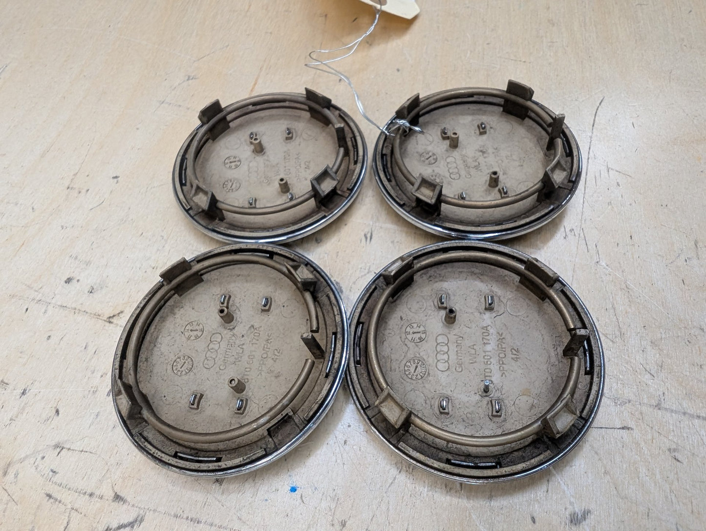 2011-2017 Audi RS5 8T Wheel Rim Hub Center Cap SET 8T0601170A OEM