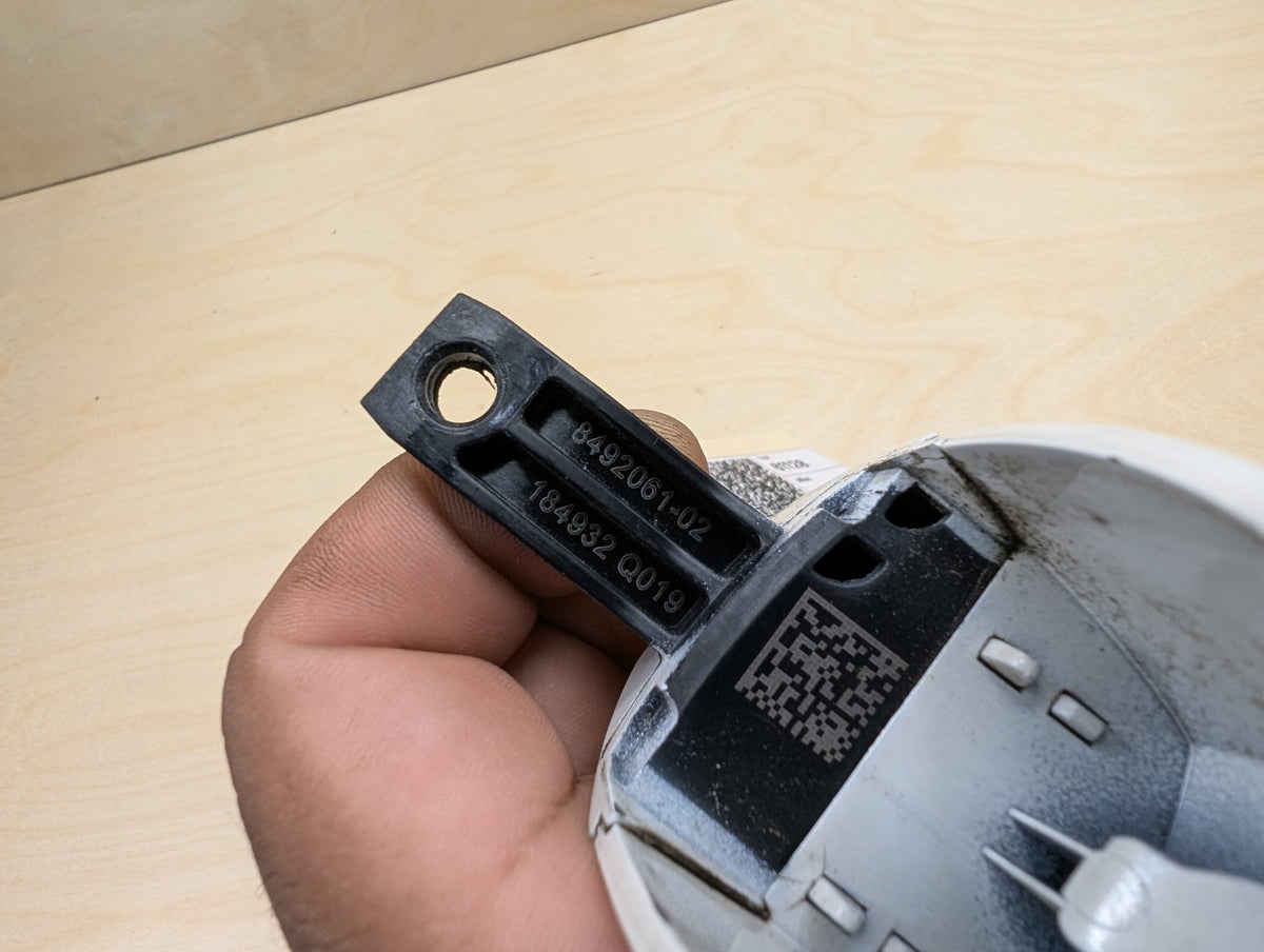 2018-2024 BMW X3 G01 Front Left Driver Exterior Door Handle w/ Comfort Access 8492061
