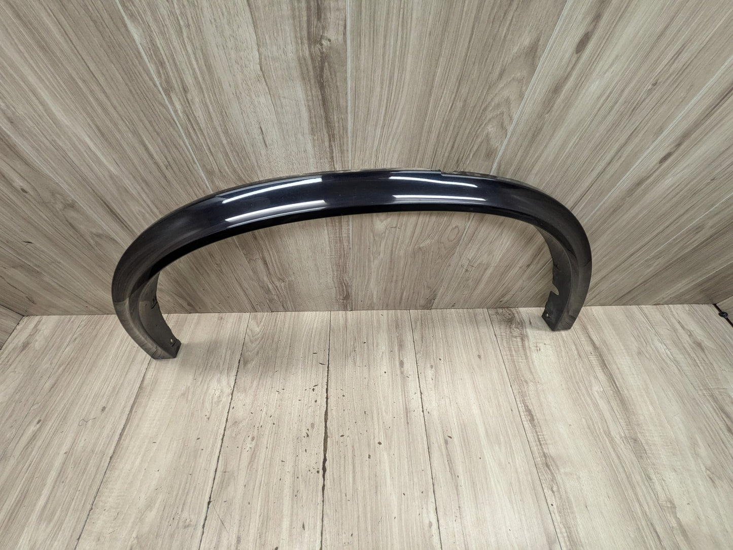 2015-2018 BMW X5 F85 Front Right Passenger Fender Flare Arch Trim Molding 7326052