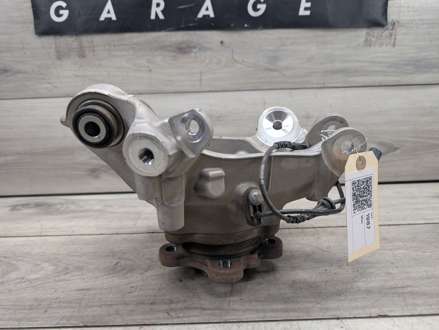 21-25 OEM BMW G22 G23 430 M440 REAR Right Passenger Knuckle Hub Spindle Bearing