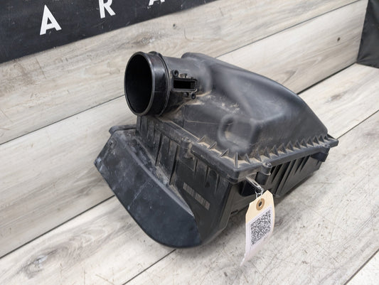 2018 - 2024 BMW X3 G01 Engine Air Filter Box Assembly 8620945 B58B30M0