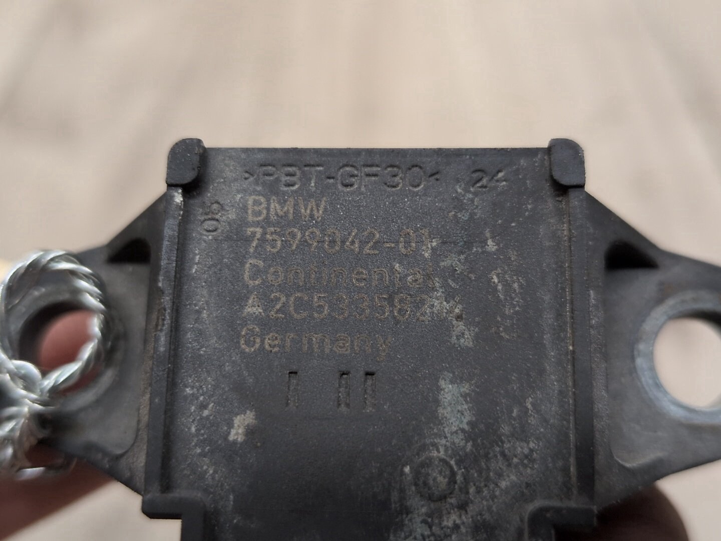 2013 - 2019 BMW 750i F01 Manifold Absolute Pressure (MAP) Sensor 7599042 N63B44O1