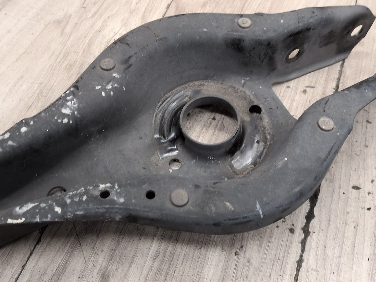 2014-2020 BMW 435i F32 Rear Left Driver Control Arms SET 6792527