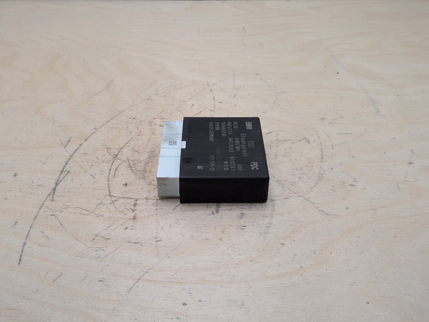 2015-2019 BMW X6 F16 PDC Park Assist Control Module 6805061