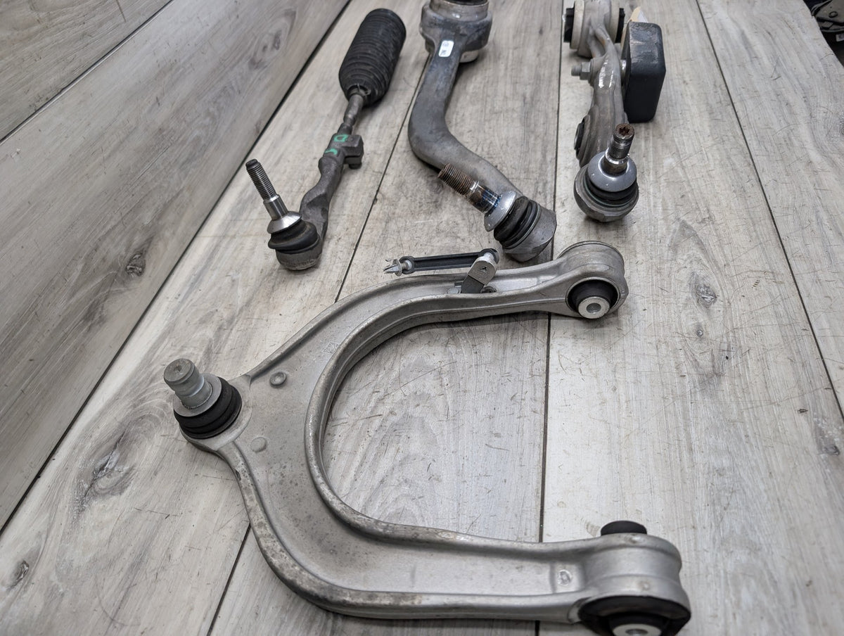 2019-2026 BMW X5 G05 Front Left Driver Control Arms SET 6883115