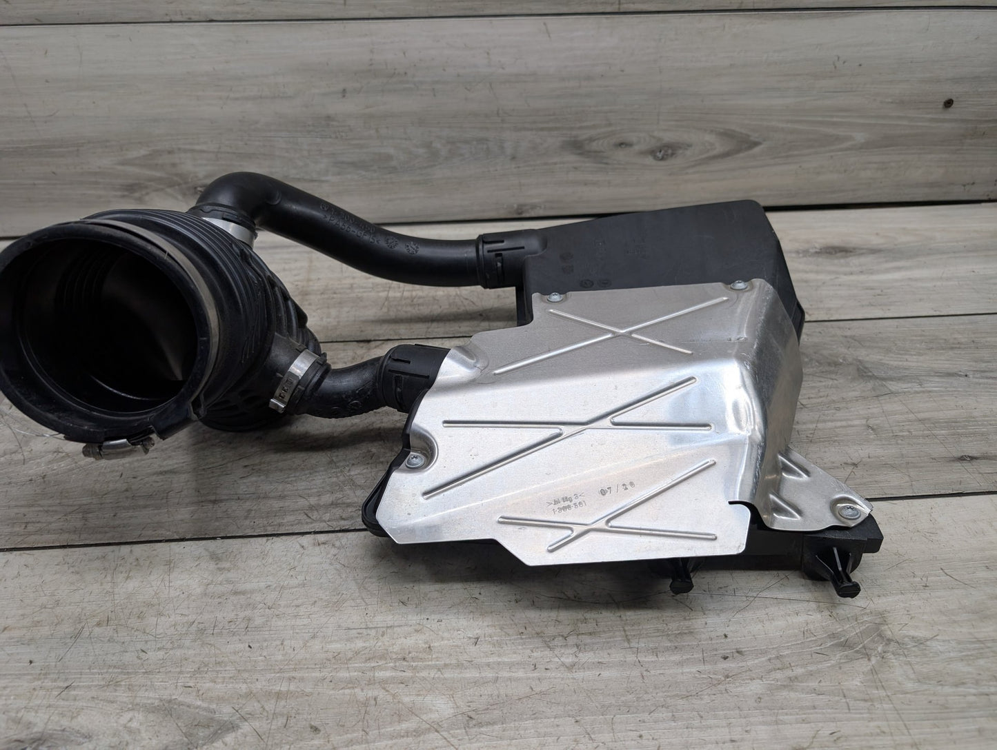 OEM BMW G05 G12 G30 540 740 Engine B58 Air Cleaner Filter Intake Resonator Box