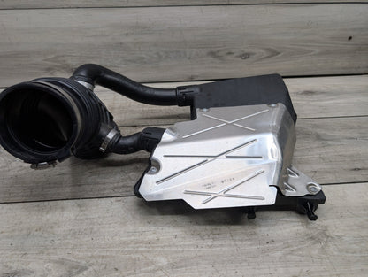 OEM BMW G05 G12 G30 540 740 Engine B58 Air Cleaner Filter Intake Resonator Box