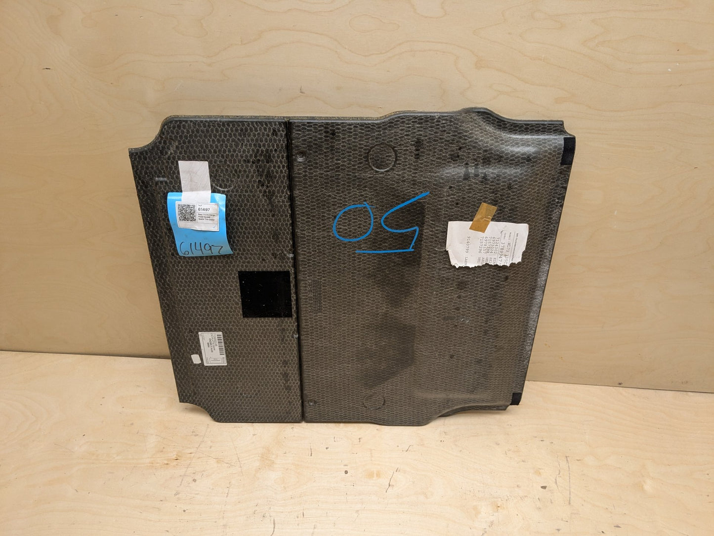 07-13 OEM BMW E93 328 335 Rear Trunk Floor Mat Carpet Cargo Cover