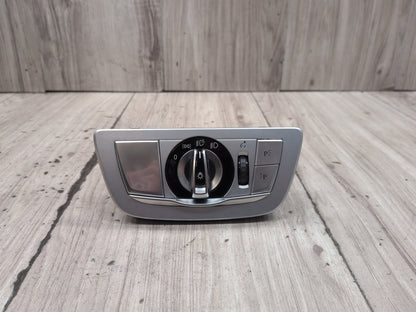 2016-2019 BMW 740Li G12 Headlamp Switch 9493723 OEM