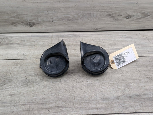 2009-2015 BMW 750Li F02 Alarm Horns SET 7284482