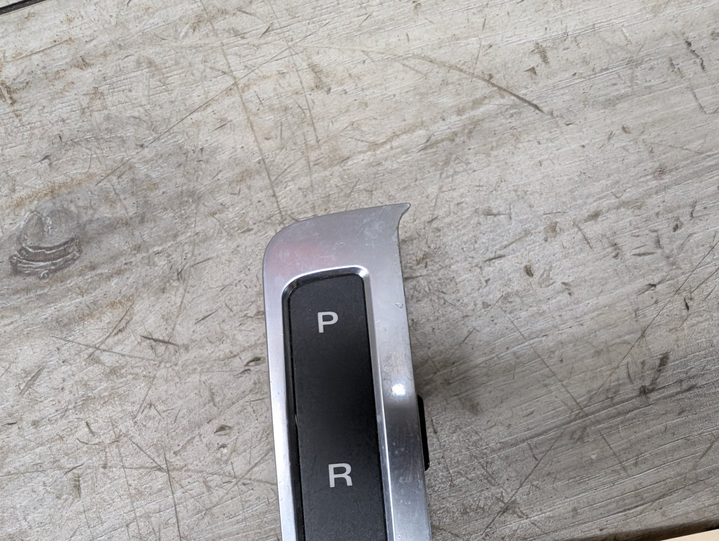 2009 - 2017 Audi Q5 8R Gear Selector Controller Shifter Knob Panel Assembly 8R17134633Q7 EA888