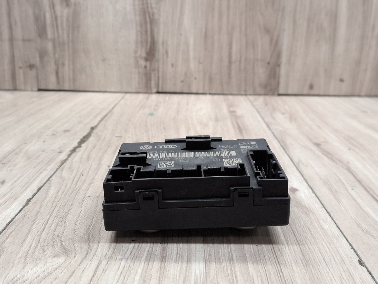10-13 OEM AUDI A4 A5 S4 S5 Front Right Passenger Side Door Control Module