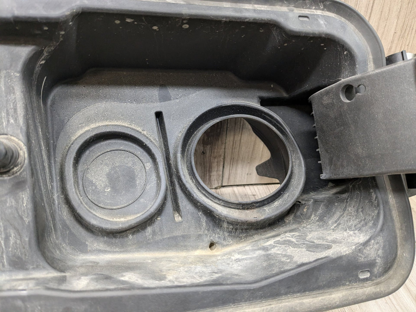 2019 - 2026 BMW X5 G05 Fuel Gas Tank Filler Cap 7440018 N63B44M3