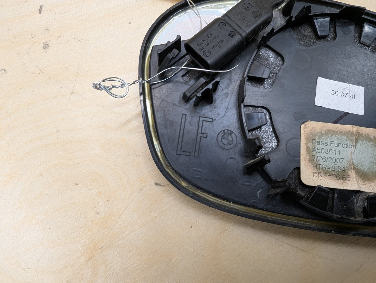 2007-2013 BMW 335i E93 Front Left Driver Side Mirror Glass 7144309