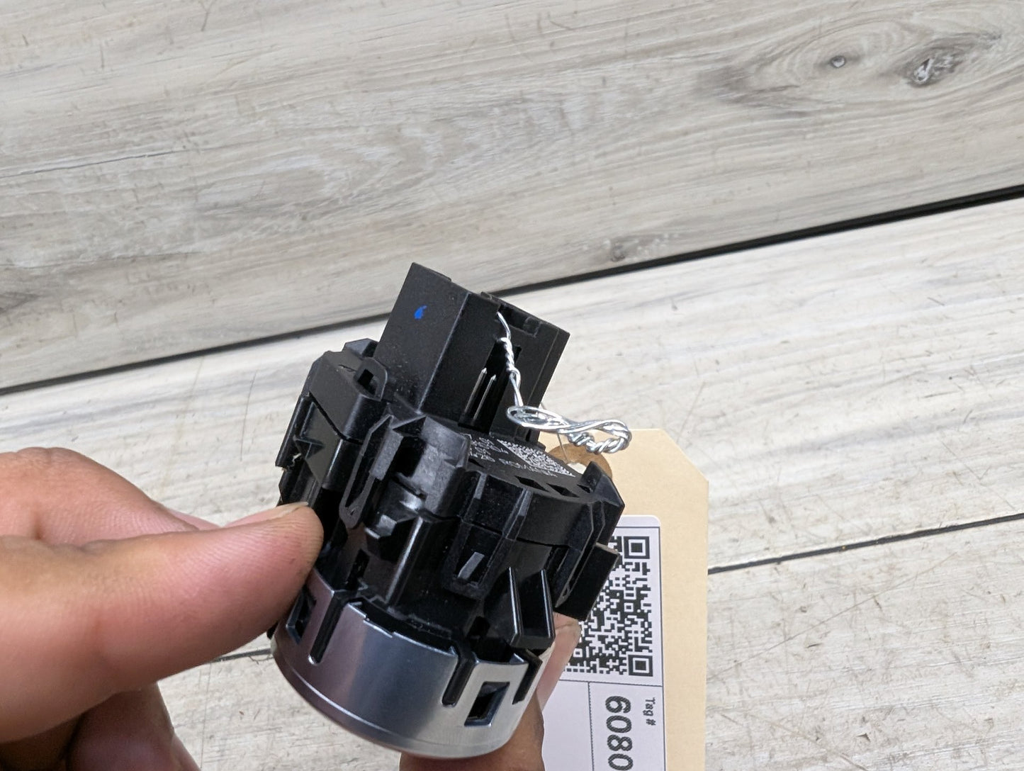 17-23 OEM BMW G30 G32 530 540 M550 640 Engine Start Stop Button Push Dash Switch