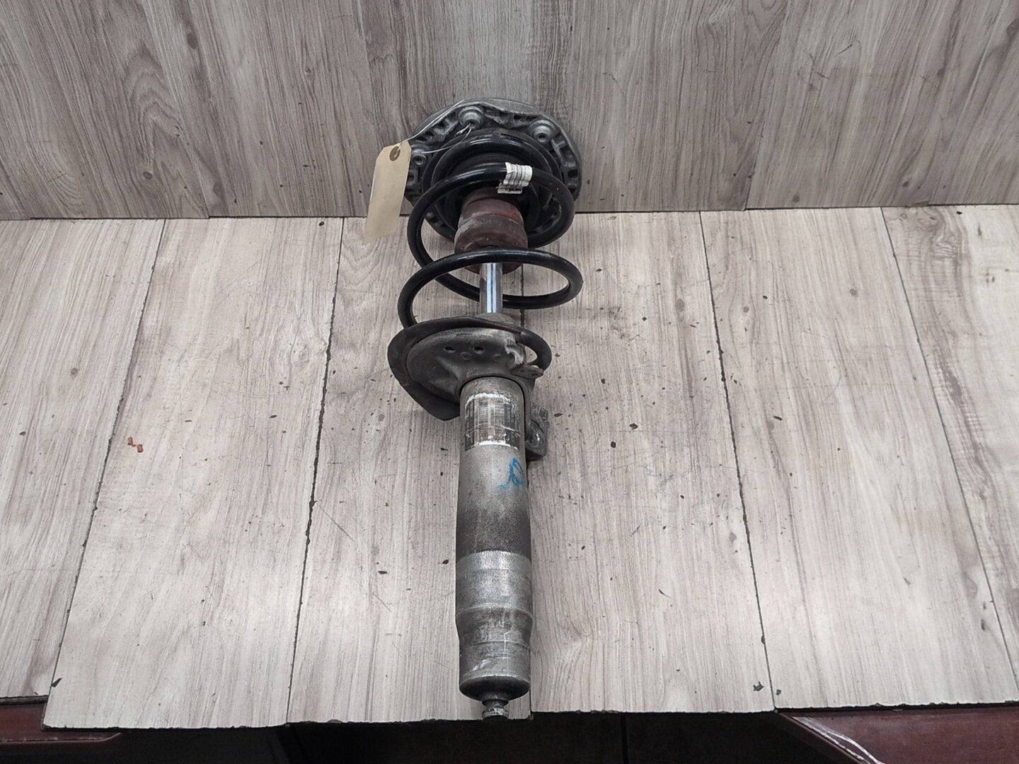 15-20 OEM BMW F80 F82 M3 M4 Front Right Suspension Absorber EDC Strut Assembly