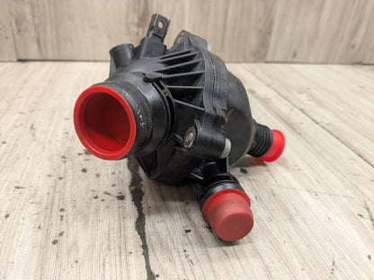 2017 BMW F16 X6 Engine Motor Cooling Auxiliary Water Pump 7598865