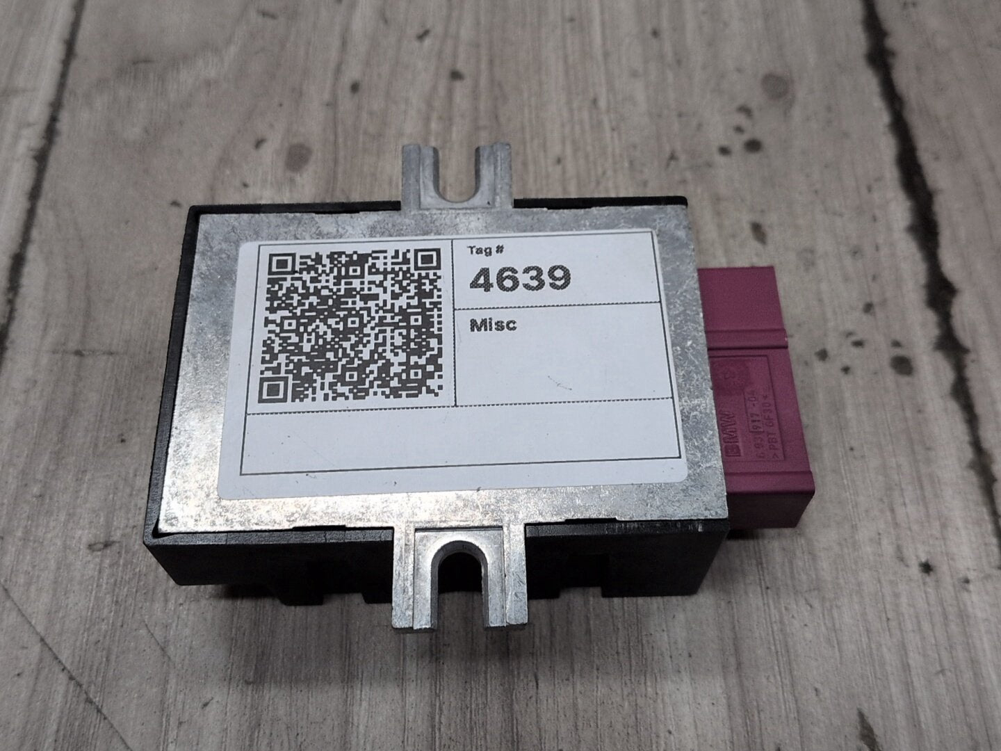 OEM BMW E70 E82 E90 E92 E93 N54 N55 Helbako Fuel Pump Relay Control Module EKPM3