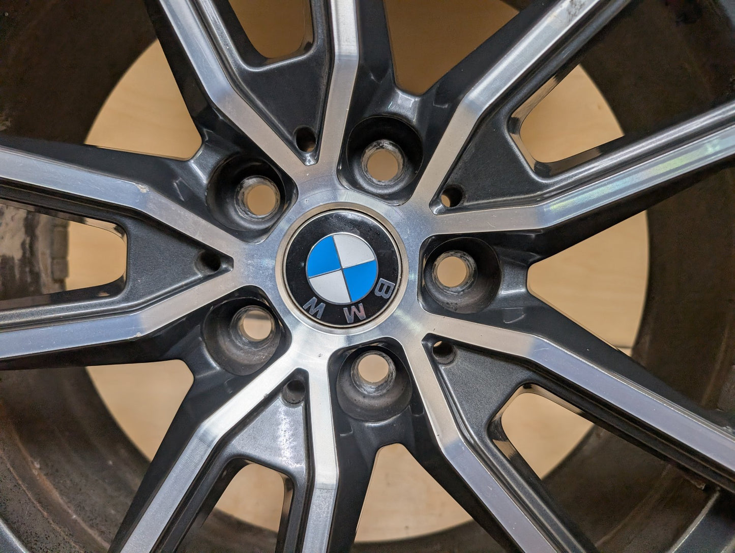 OEM BMW G20 G22 G23 G42 330 M340 FRONT Rim Wheel 18x7.5 ET25 V-spoke Style 780