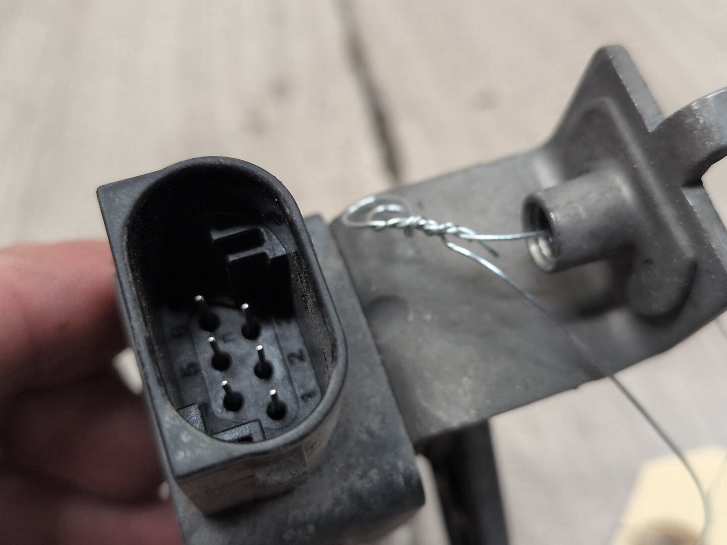 2007-2013 BMW X5 E70 Suspension Height Level Sensor 6785206