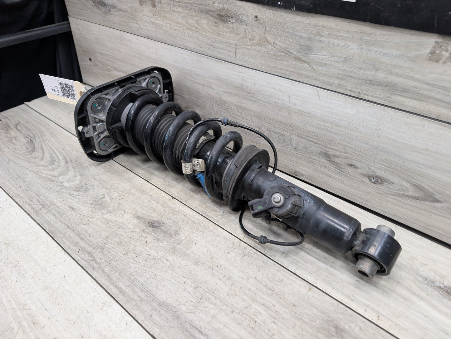 19-23 OEM BMW G05 X5 40iX 50iX AWD Rear Left Driver Strut Shock Absorber VDC