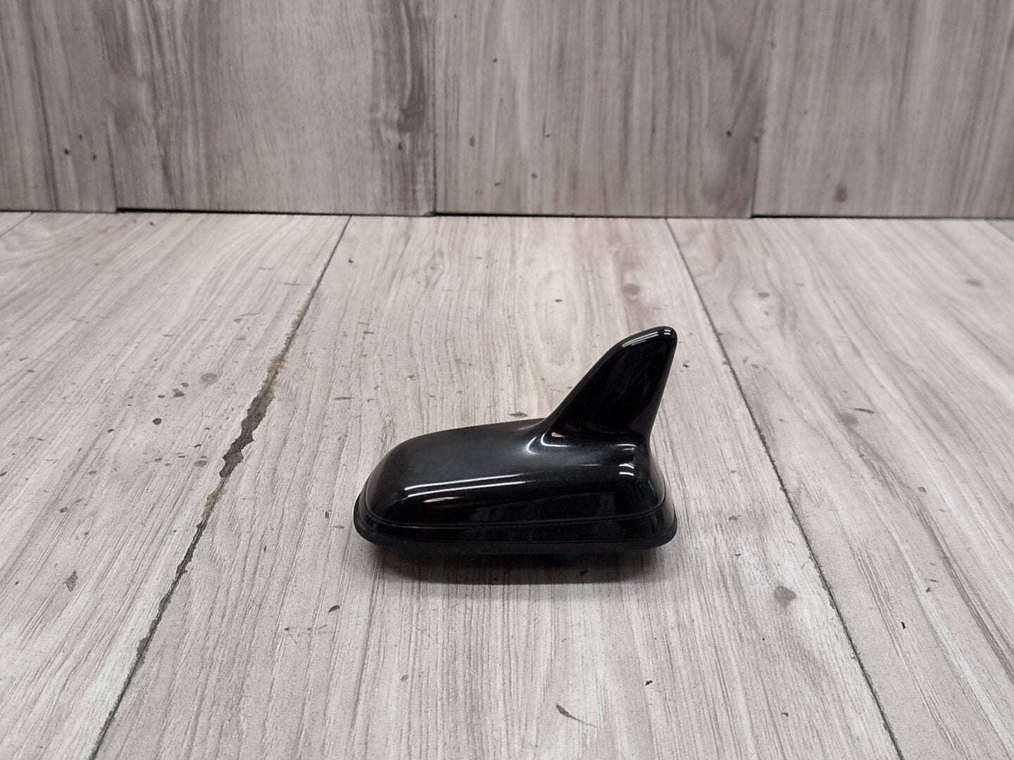 2015-2018 Audi Q3 8U Roof Shark Fin Radio Antenna Module 4G0035503J