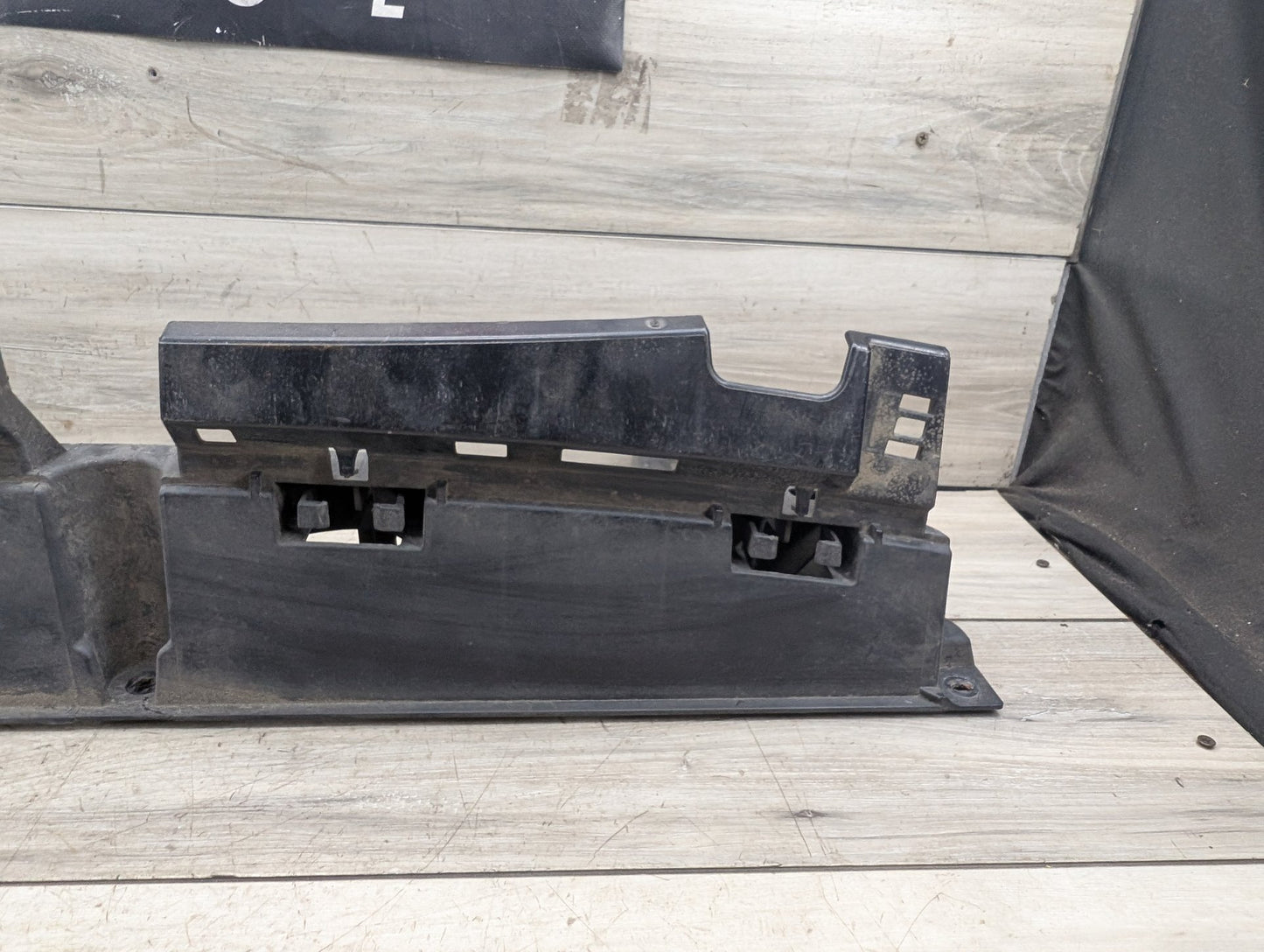 2014 - 2018 BMW X5 F15 Rear Middle Center Bumper Bracket 7294391 N63B